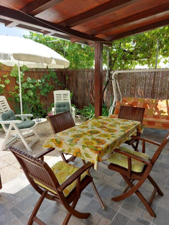 Apartment Taja, Cijela Kuca I Vrt Samo Za Vas Сплит Екстериор снимка