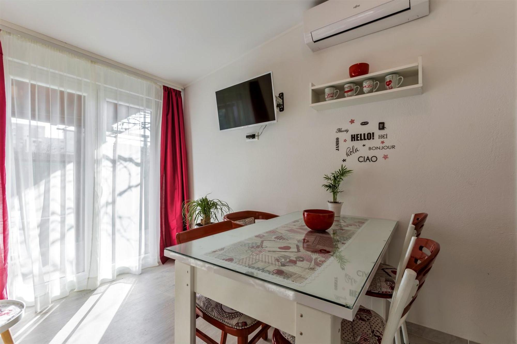 Apartment Taja, Cijela Kuca I Vrt Samo Za Vas Сплит Екстериор снимка